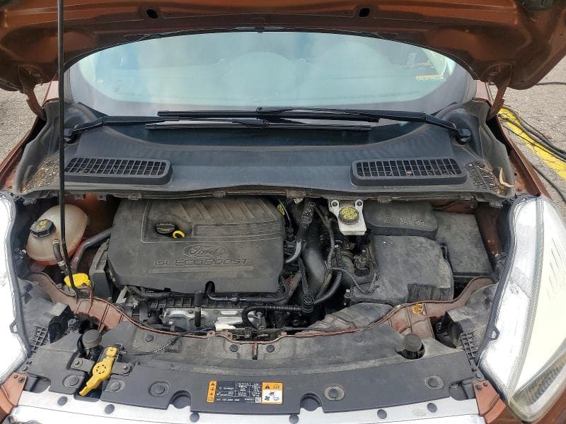 2017 FORD ESCAPE SE 12