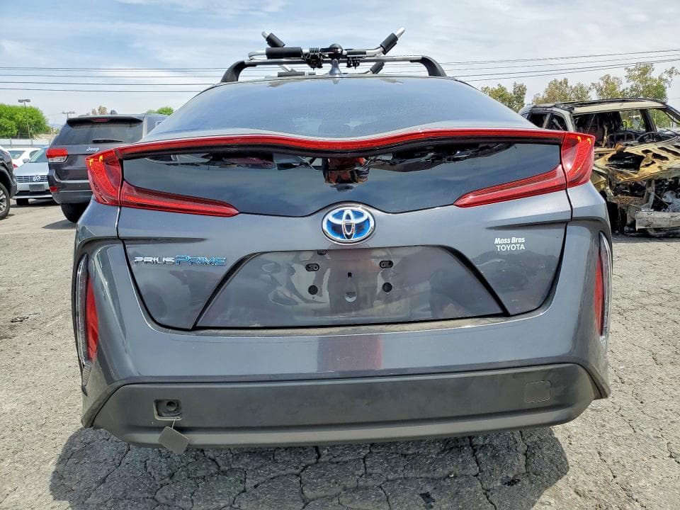 2020 TOYOTA PRIUS PRIME LE 6