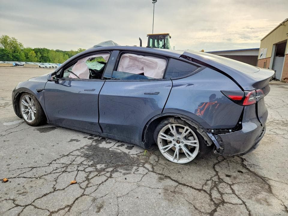 2023 TESLA MODEL Y 2