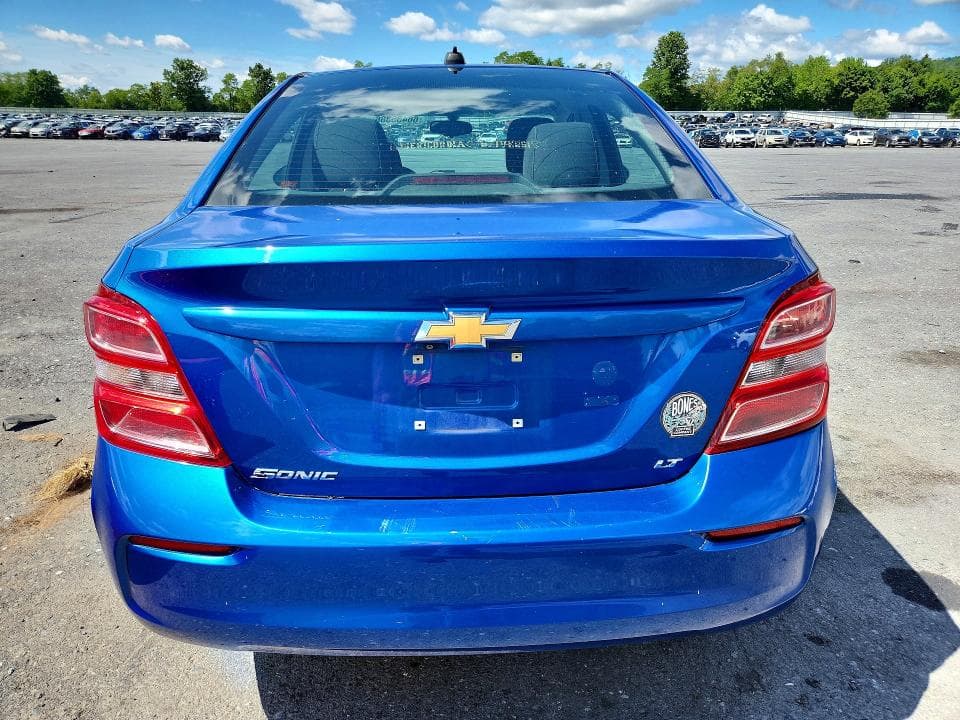 2017 CHEVROLET SONIC LT 6