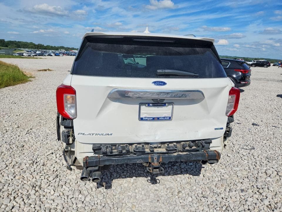 2020 FORD EXPLORER PLATINUM 6