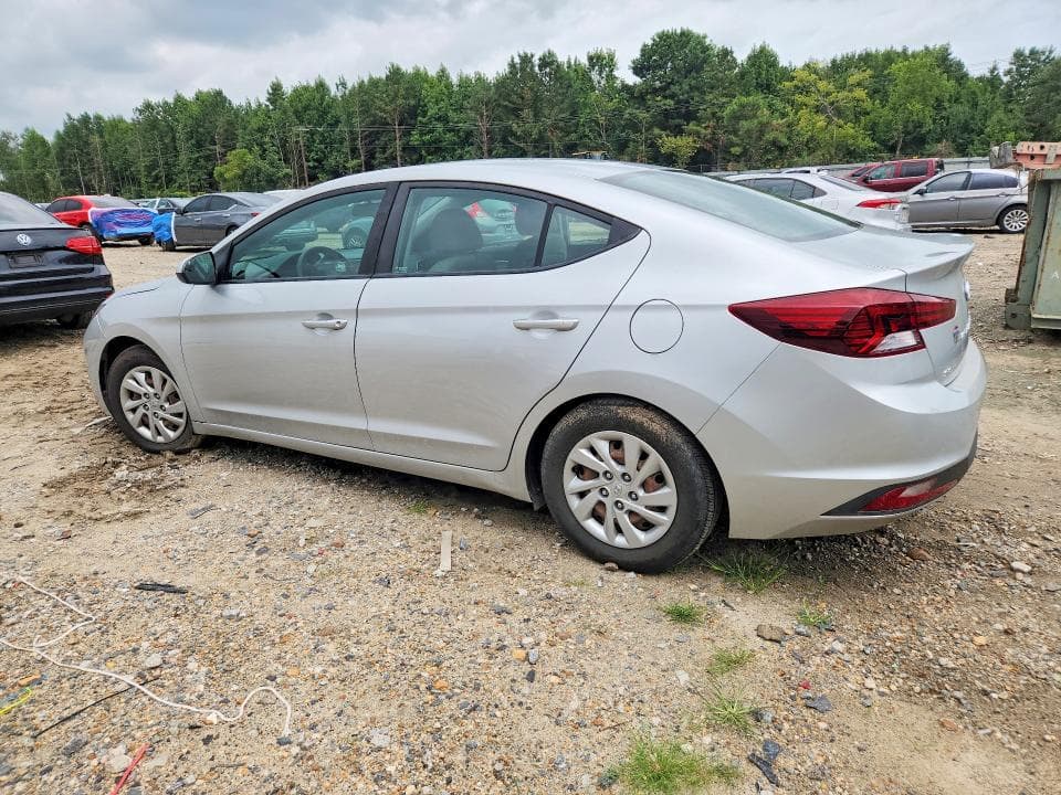 2019 HYUNDAI ELANTRA SE 2