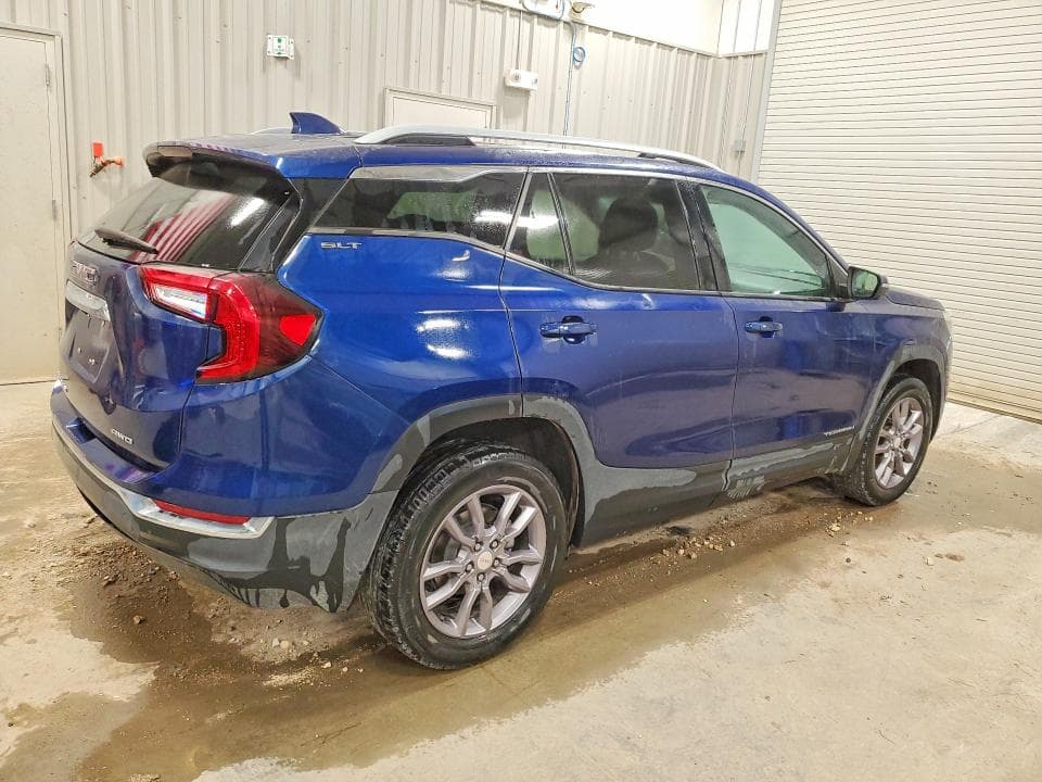 2023 GMC TERRAIN SLT 3