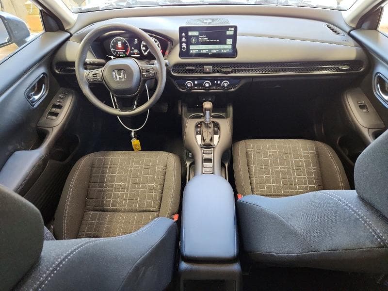 2027 HONDA HR-V LX 8