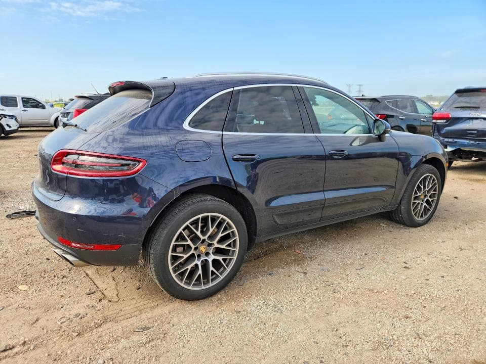 2018 PORSCHE MACAN S 3