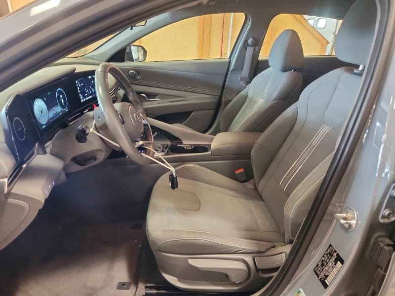 2023 HYUNDAI ELANTRA SEL 7
