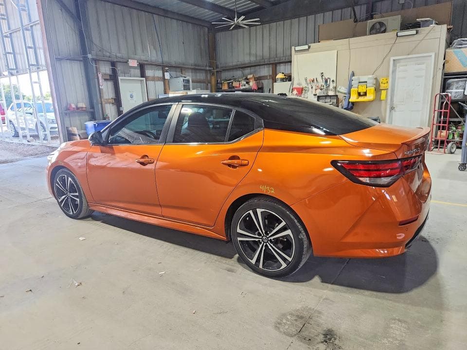 2022 NISSAN SENTRA SR 2