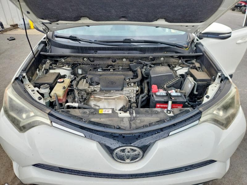 2017 TOYOTA RAV4 XLE 12