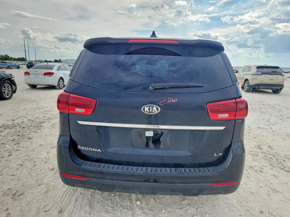 2021 KIA SEDONA LX 6