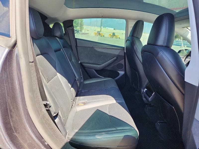 2026 TESLA MODEL Y 11