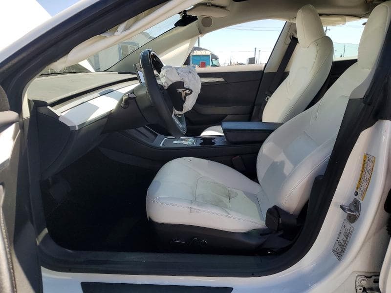 2023 TESLA MODEL 3 7
