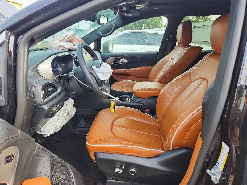 2025 CHRYSLER PACIFICA HYBRID PINNACLE 7