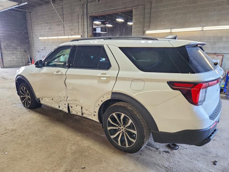 2025 FORD EXPLORER ST-LINE 2