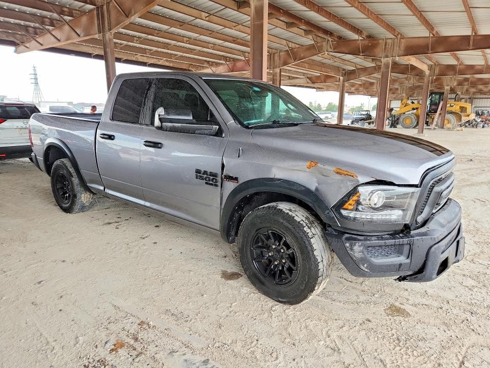 2022 RAM 1500 CLASSIC SLT 4