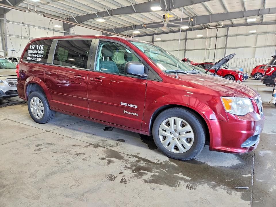 2017 DODGE GRAND CARAVAN SE 4