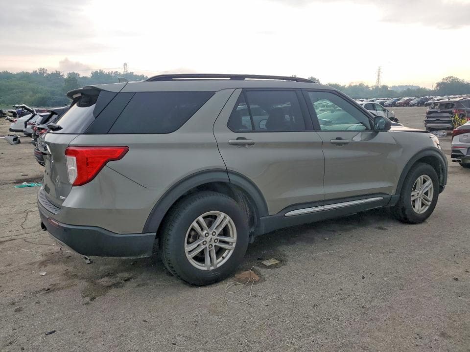 2020 FORD EXPLORER XLT 3