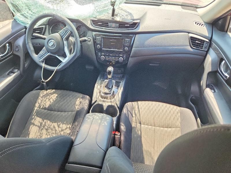 2019 NISSAN ROGUE SV 8