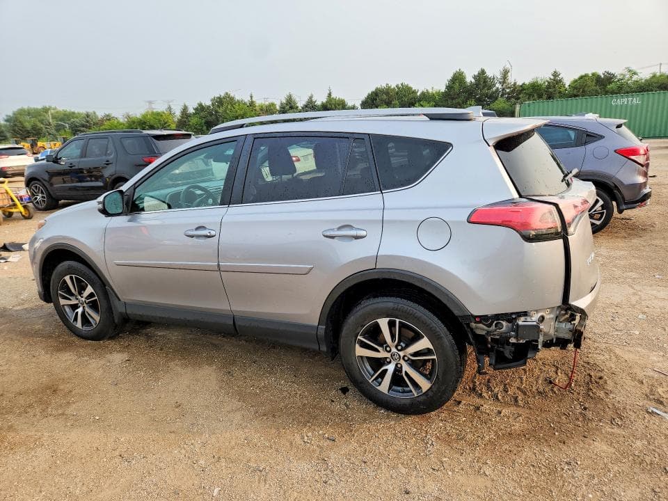 2018 TOYOTA RAV4 XLE 2