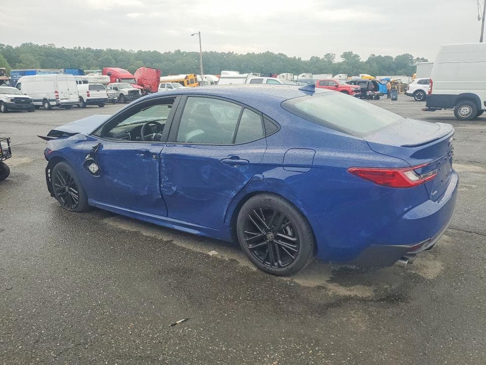 2026 TOYOTA CAMRY SE 2