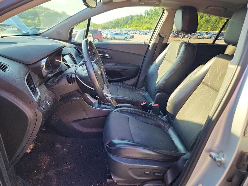 2017 CHEVROLET TRAX 1LT 7