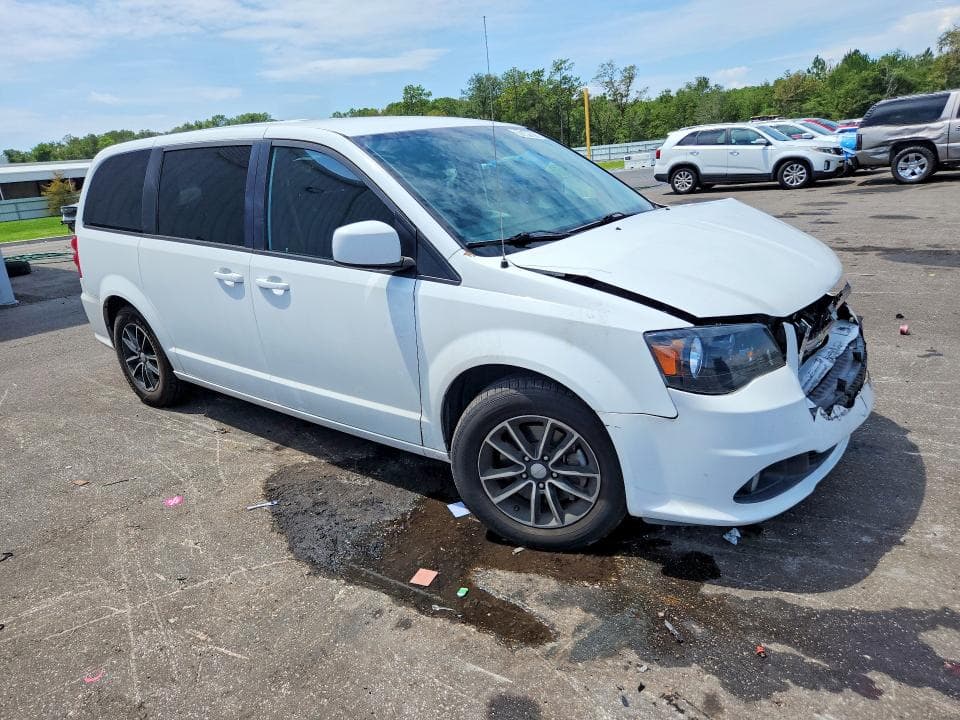 2018 DODGE GRAND CARAVAN SE 4