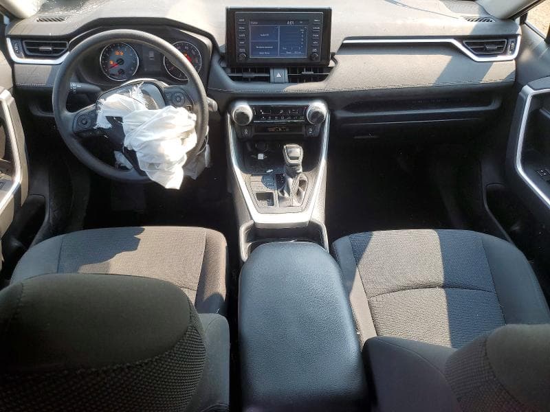 2019 TOYOTA RAV4 LE 8