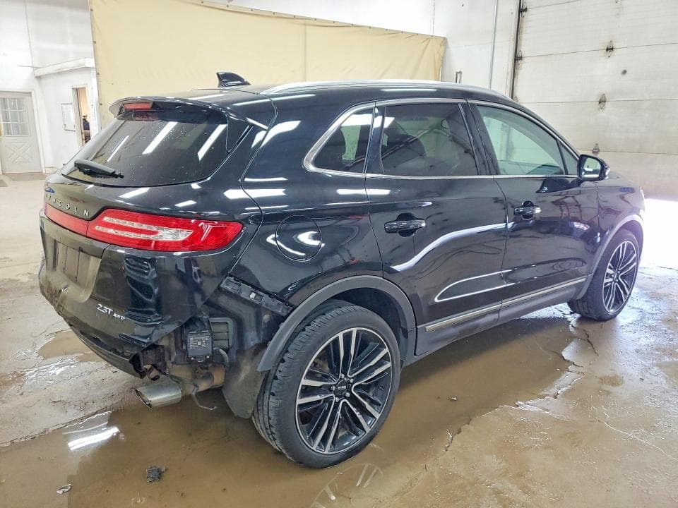 2017 LINCOLN MKC RESERVE 3