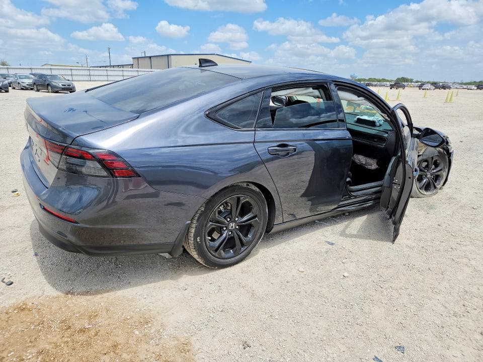 2025 HONDA ACCORD SE 3