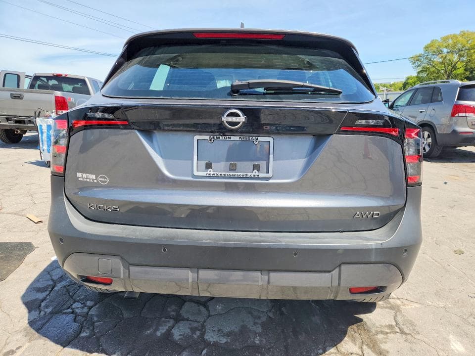 2025 NISSAN KICKS S 6