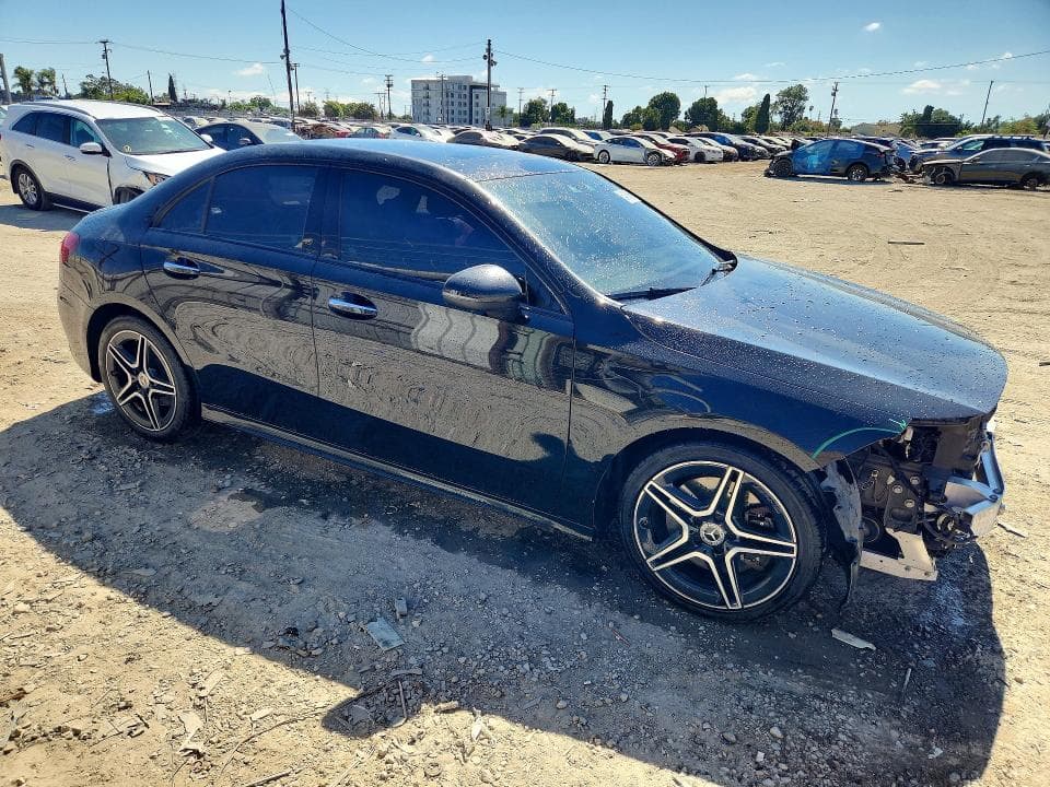 2019 MERCEDES-BENZ A 220 4MATIC 4