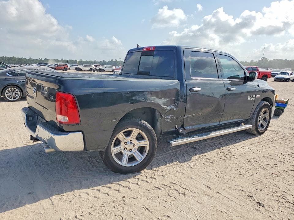 2018 RAM 1500 SLT 3