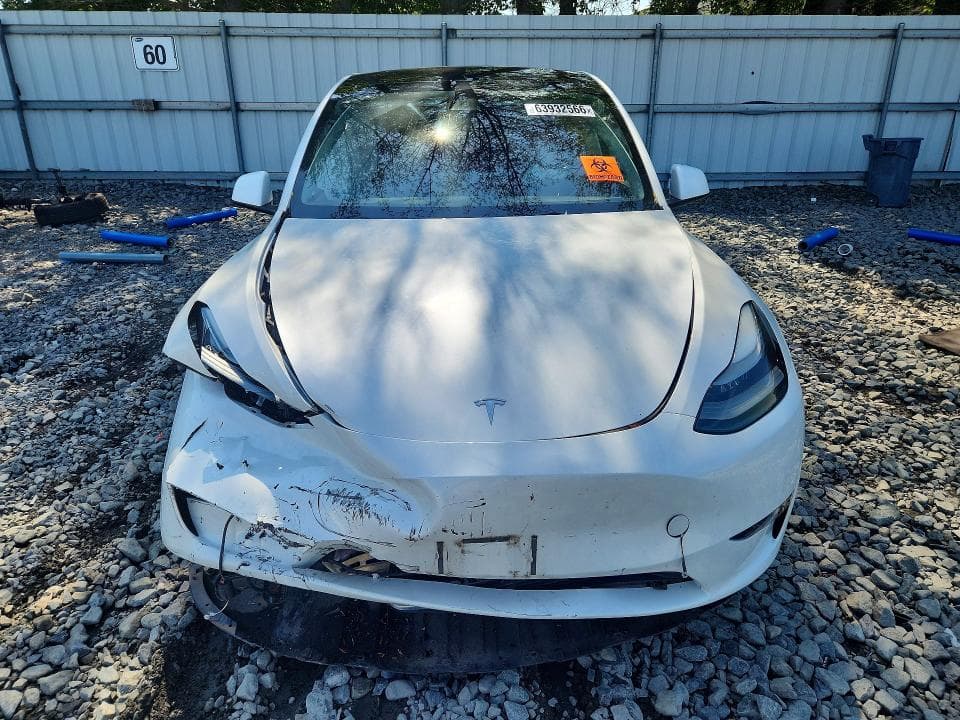 2023 TESLA MODEL Y 5