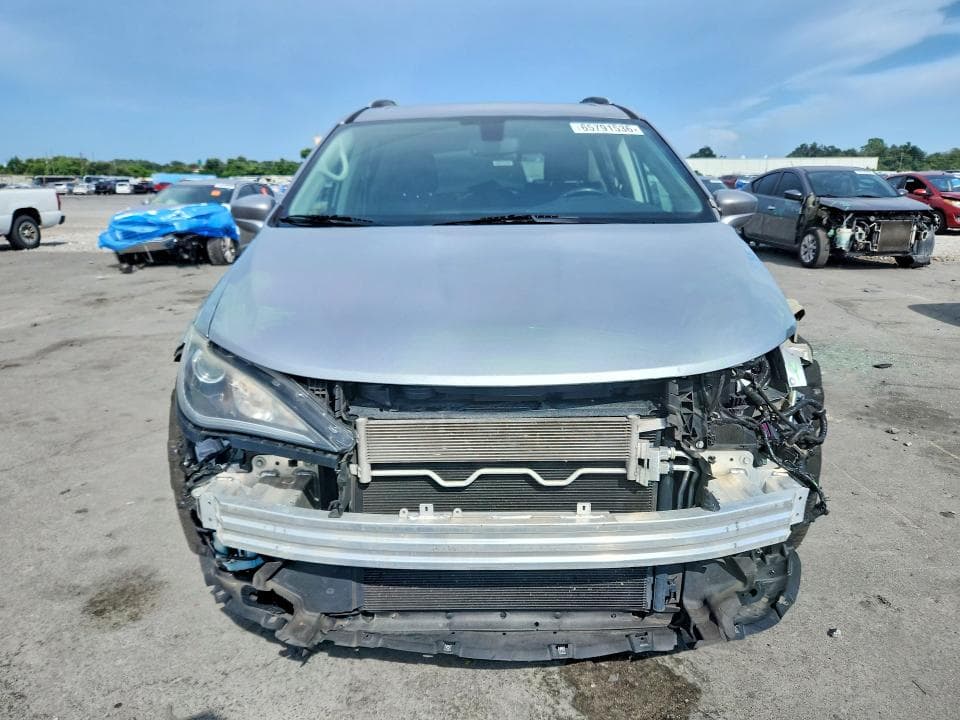 2020 CHRYSLER PACIFICA TOURING L 5