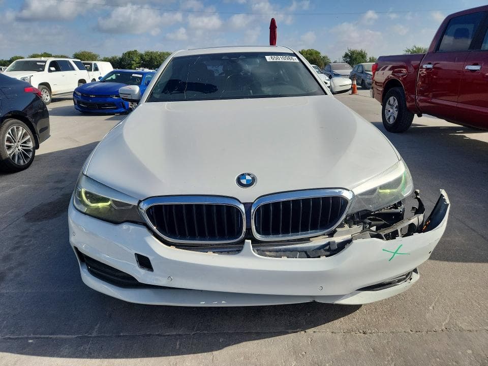 2018 BMW 530E 5