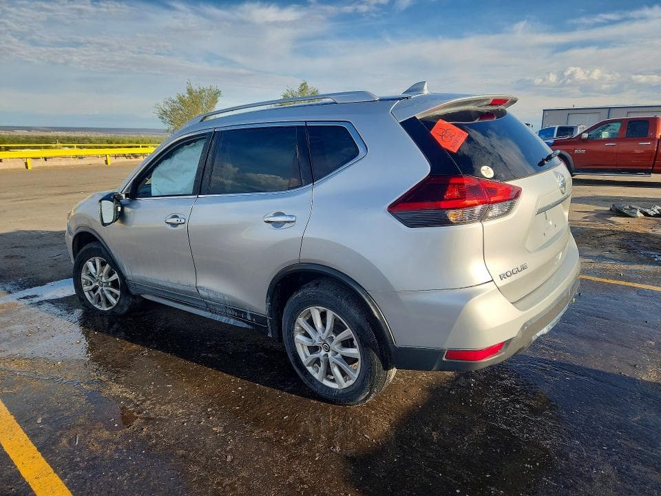 2018 NISSAN ROGUE SV 2