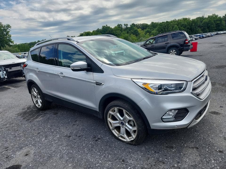 2019 FORD ESCAPE TITANIUM 4