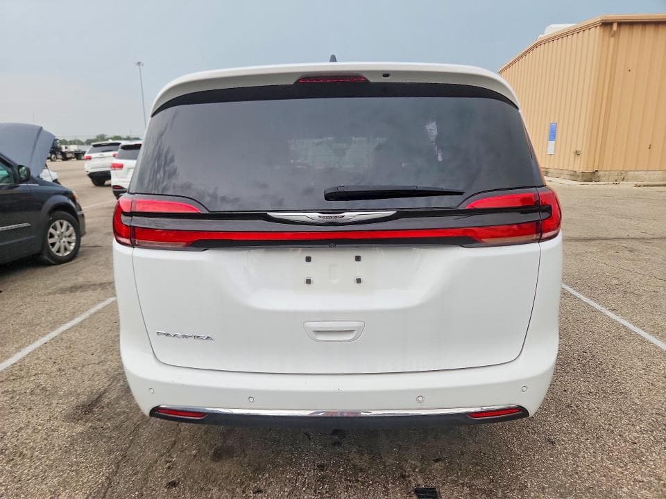 2025 CHRYSLER PACIFICA SELECT 6