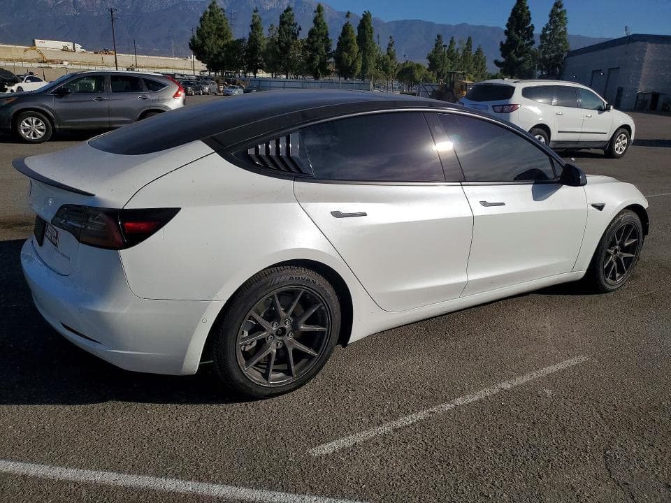 2022 TESLA MODEL 3 3