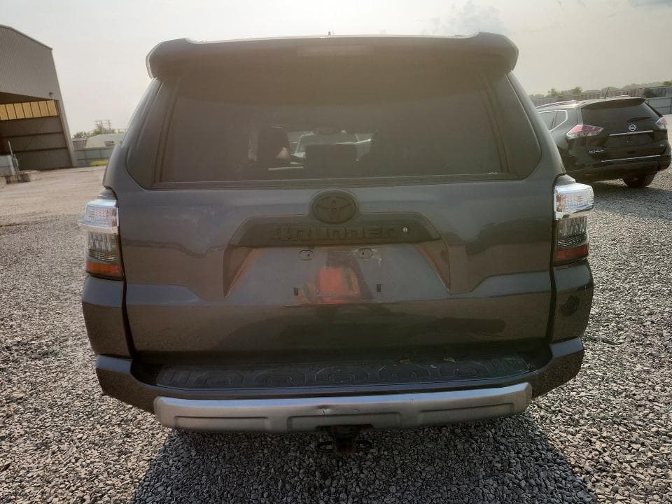 2018 TOYOTA 4RUNNER TRD OFF-ROAD PREMIUM 6