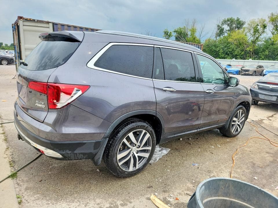 2017 HONDA PILOT ELITE 3