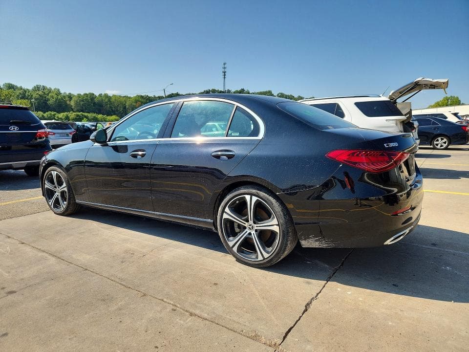 2025 MERCEDES-BENZ C 300 2