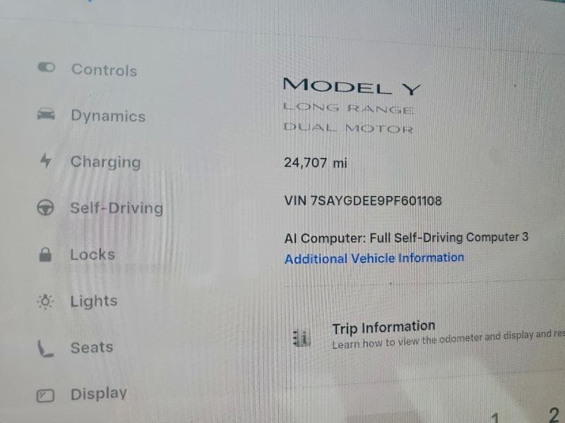 2023 TESLA MODEL Y 9