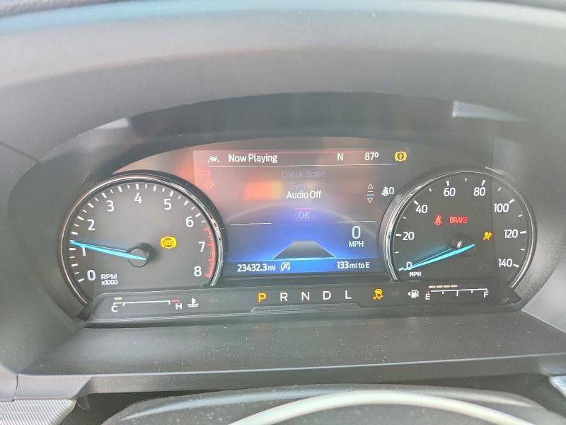2023 FORD EXPLORER XLT 9
