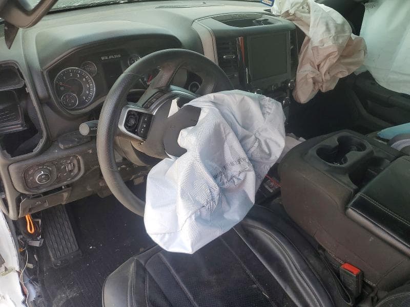 2025 RAM 1500 TRADESMAN 8