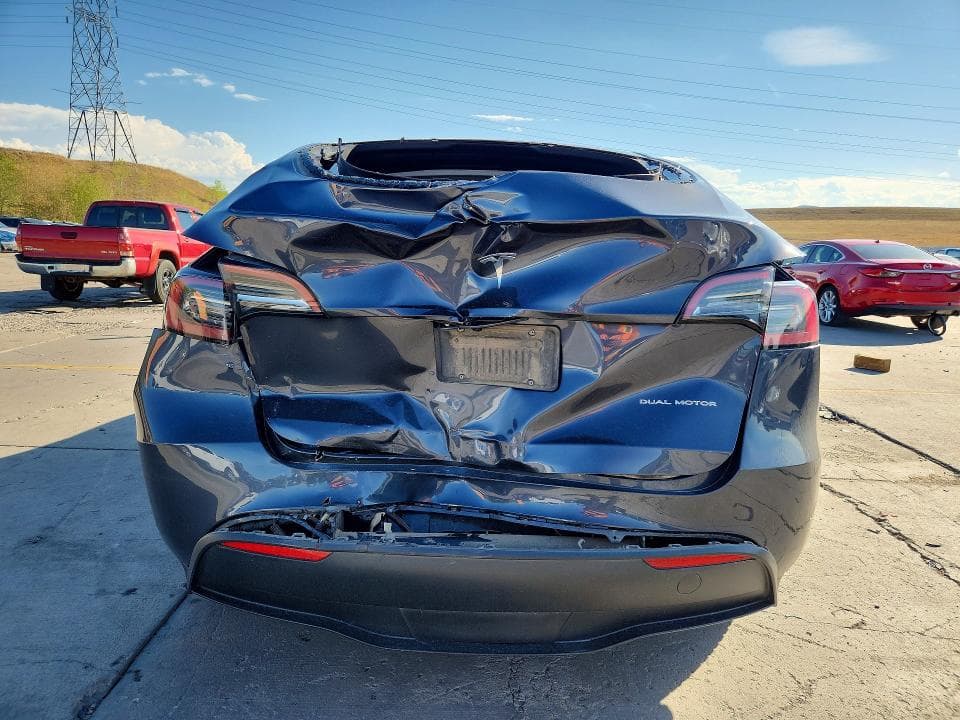 2023 TESLA MODEL Y 6