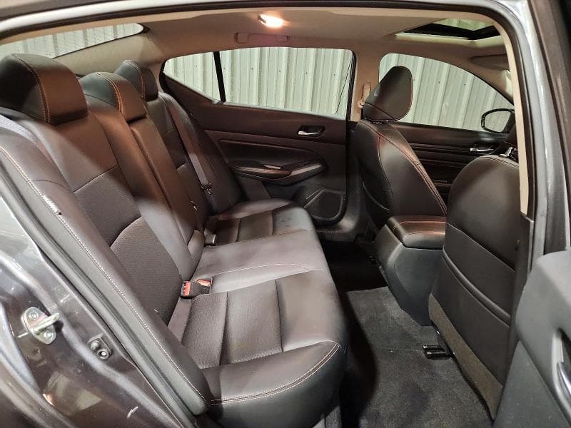 2021 NISSAN ALTIMA SR 10