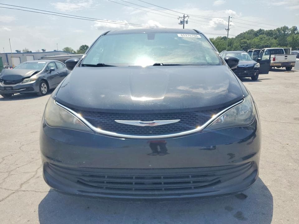 2017 CHRYSLER PACIFICA TOURING 5
