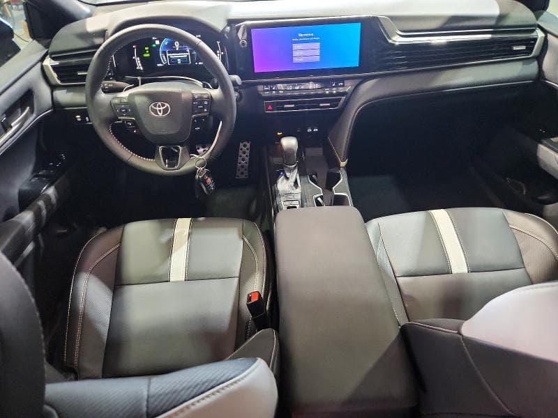 2026 TOYOTA CAMRY SE 8