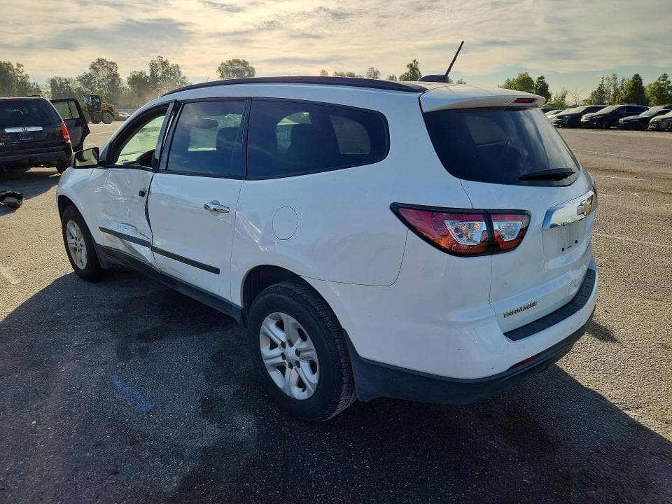 2017 CHEVROLET TRAVERSE LS 2