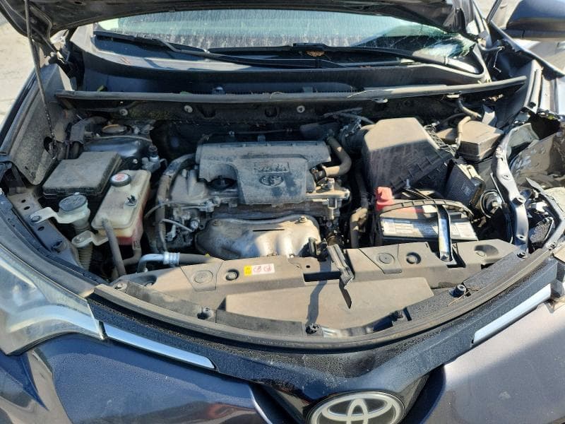 2018 TOYOTA RAV4 LE 11